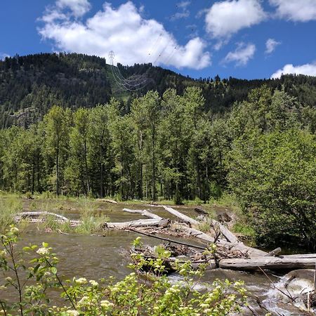 Clinton Rock Creek Mercantile & Motel المظهر الخارجي الصورة